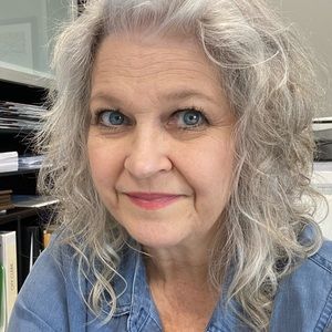 Meet your Posher, Denise